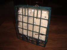 Wire Wild Bird Single Suet Cake Feeder 5 x 5 w/NEW Wild Bird Suet Cake
