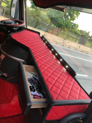 F-CORE Tablette Tableau De Bord Camion Volvo FH 2 2002-2008 Double Avec Tiroir Rouge