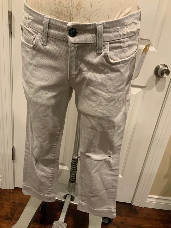 Joe's Jeans Light Gray "Socialite Kicker" Capris Jeans, Size 26