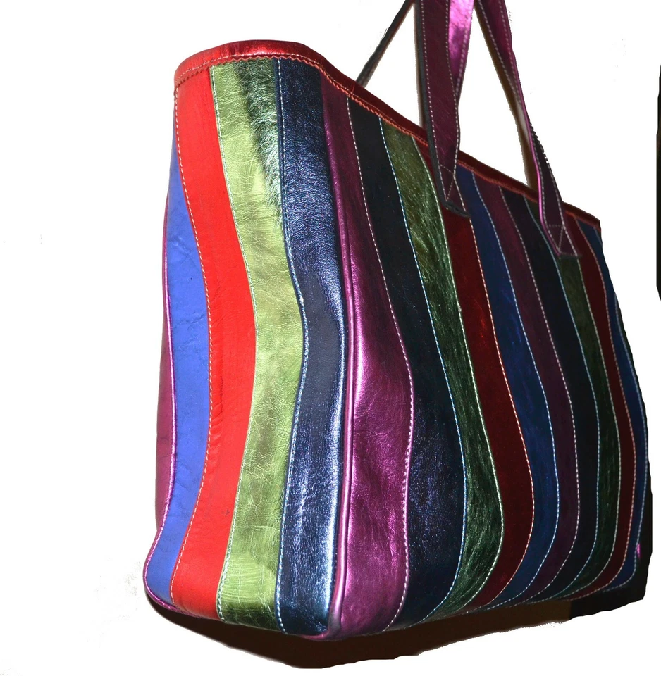 Laurence Heller Multicolor Fancywork Women's Lether Zipper Hand Bag  - Image 3 of 4
