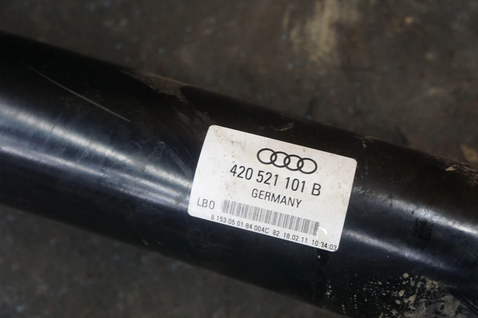 Conjunto de eje de transmisión de hélice delantero 420521101 OEM 4,2 L V8 Audi R8 2008-15 Foto 4 de 4