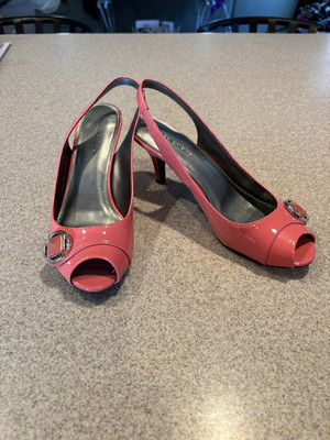Predictions Coral Patent Leather Peep Toe Slingback Pump /Sz