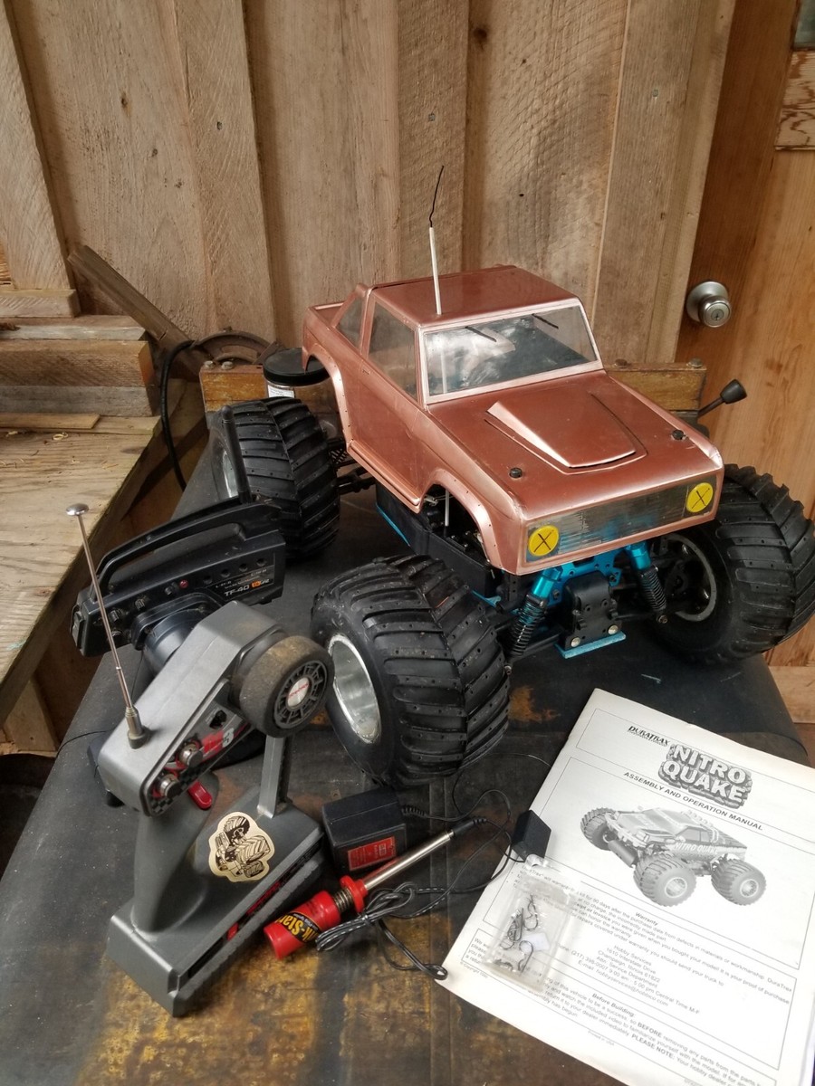 4WD Duratrax Nitro Quake 1:8 RC Ford Monster Truck Traxxas HPI