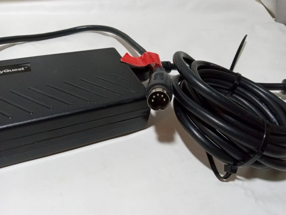 SYQUEST P/N 108573 Switching Power Supply Model DSA-0302-01 - Pre-owned - Image 3 of 4