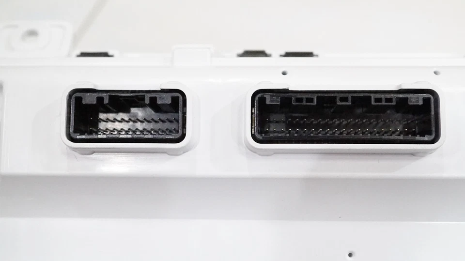 MEDIDORES DE VELOCIDAD PARA A/T 83800-FBM80-G GENUINO TOYOTA HILUX REVO 2015-17 Foto 3 de 4