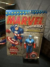 Marvel Superheroes Captain America w/Shield Launcher 1993 TOY BIZ