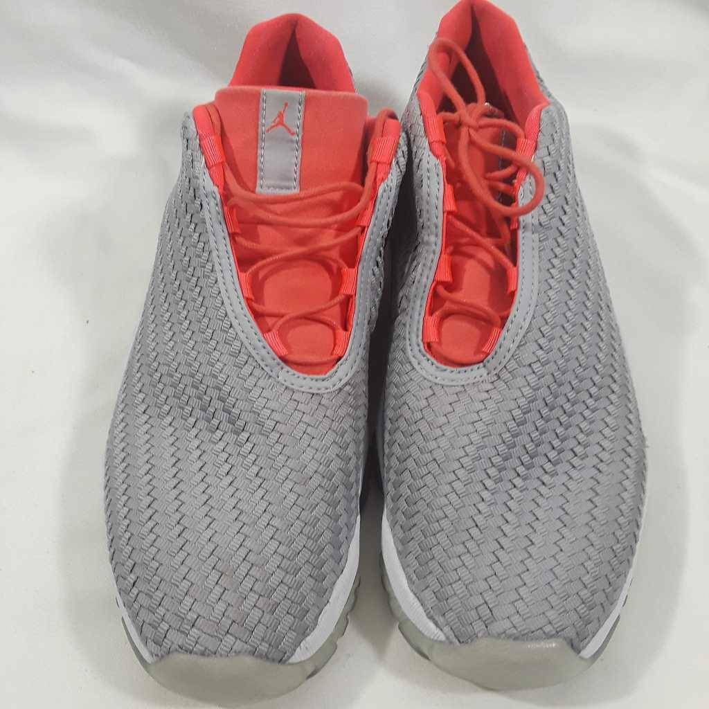Nike Air Jordan‎ Mens 7 Future Low Athletic Shoes Gray Textured Woven 718948-023 Nike Air Jordan Mens Future Low Athletic Shoes Gray Textured  main image 2