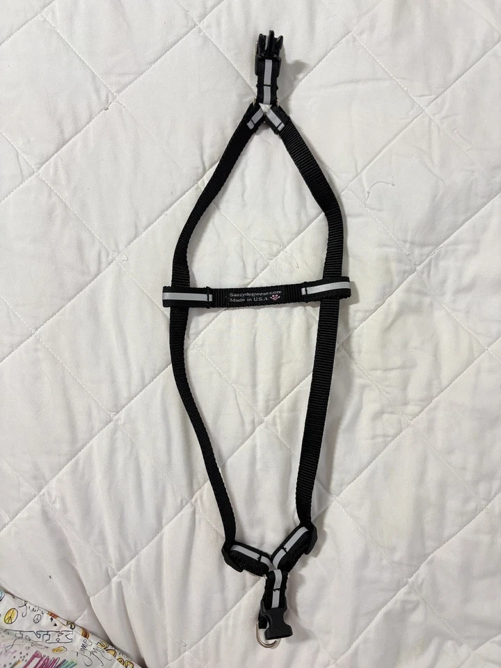Small reflective black dog harness 5/8 of an inch wide adjustable 15 to 22 - Image 2 of 4