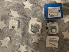 Busch-Jäger Raumthermostat RTR1094/1095U +Zentralscheibe+Rahmen NEU OVP Mod 2025