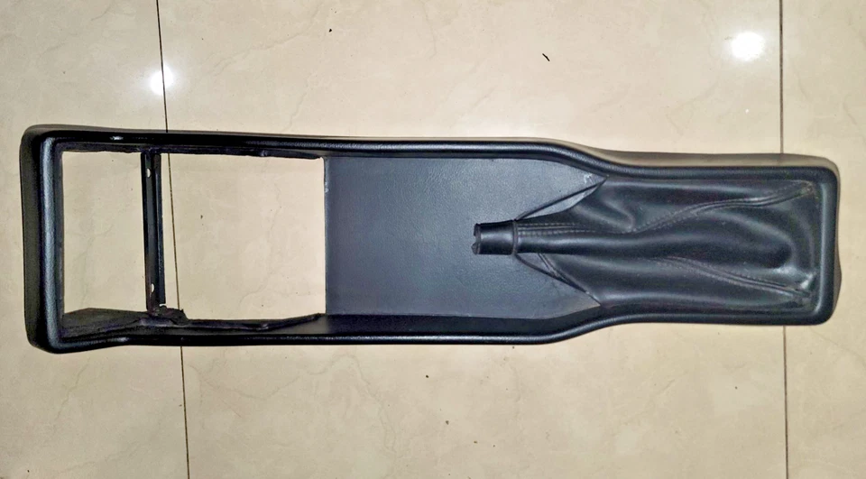 Consola central Alfa Romeo Spider freno de mano sección 86 a 94 (#2) Foto 2 de 4