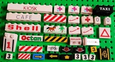 Lego bedruckte Fliesen Vintage Minifiguren Zubehör Konvolut Lot Schilder gemischtes Bild