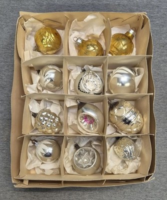 12x alter DDR Christbaumschmuck Reflex-Kugeln Zapfen Nüsse silber/gold Lauscha