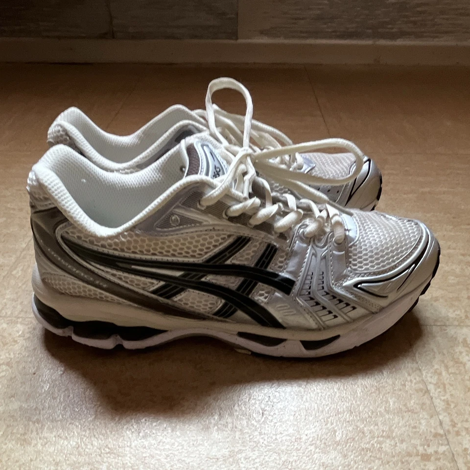 Asics Gel-Kayano 14, photo 1 sur 5
