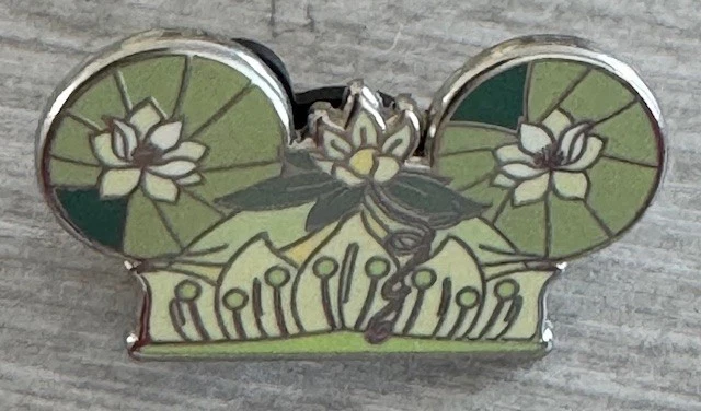 Disney Pin Princess and the Frog Character Earhat 98954 Tiana Series 2 Ear Hat