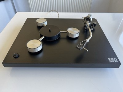 Rega Planet High End Plattenspieler Vinyl