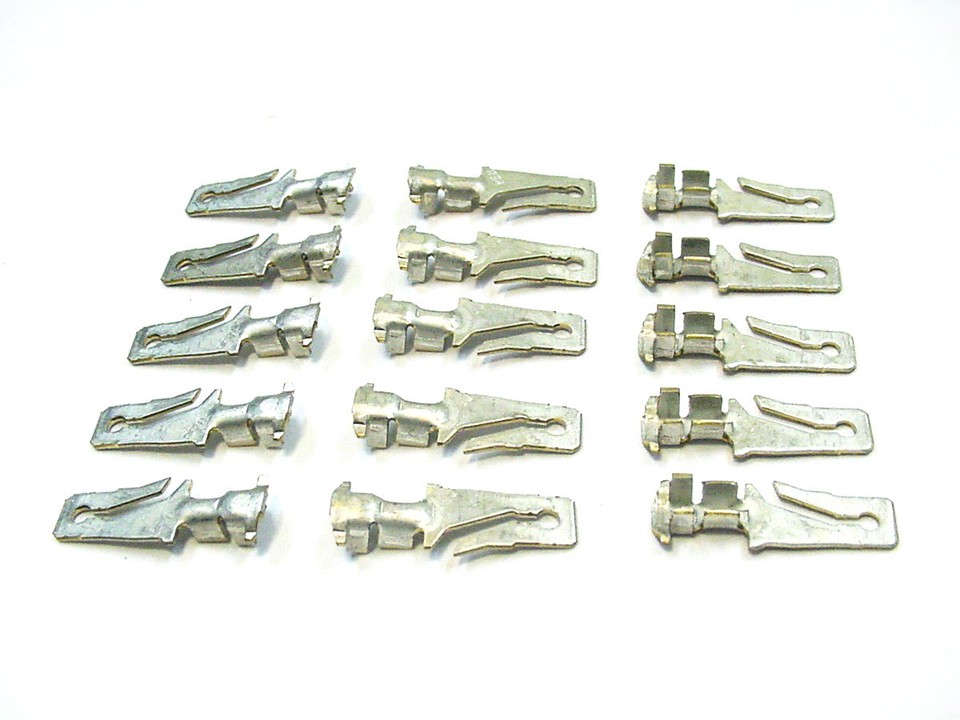 15 GM Male 14-16 AWG Gauge Wre Wrng Harness Termnal Crmp