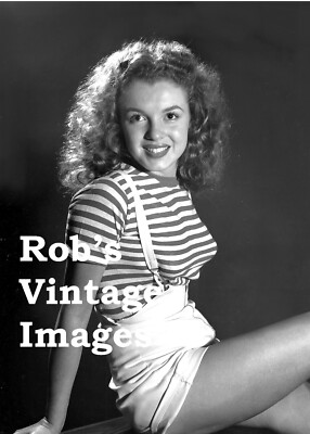 Marilyn Monroe BULLET BRA MAMA photo 1946  Hot Sweater Gal Movie Star 8'' X 10''