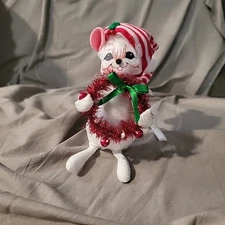 Annalee Yuletide 2014 6" Mouse Wreath Striped Stocking Cap 75th Anniversary