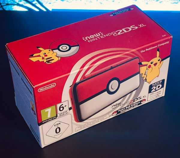 Nintendo 2DS XL Pokeball Edition -NEW, UNOPENED- PAL EU