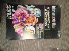 Monster High 16 Valentines, 16 Glow Stickers, 48 Heart Seals, Glow Designs