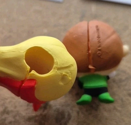 Лот товаров Justice League K Blings 3 фигурки. Epic Aquaman в комплекте. Защита кабелей. - Изображение 4 из 4