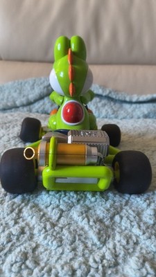Carrera 200988 - Nintendo Mario Kart 1/18 Scale RC Car RTR Yoshi