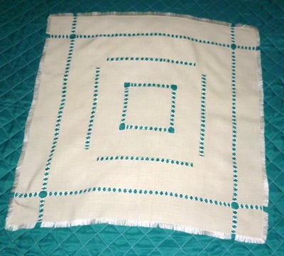alte hellgraue Tischdecke, Mitteldecke, Hohlsaum Handarbeit, 78x80 cm - Bild 1 von 2