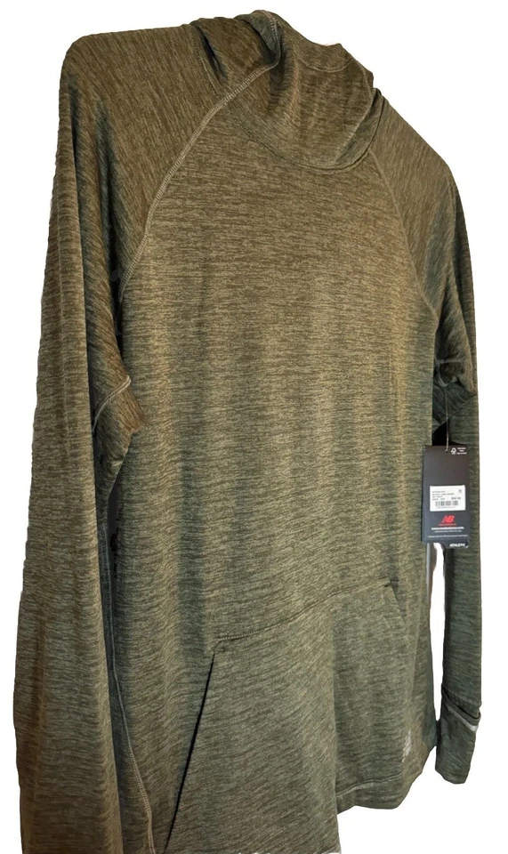 NUEVO CON ETIQUETAS New Balance Heat Grid Sudadera con Capucha Mecha Mujer’s Med Camuflaje Hunter Verde WT03255-NG1 Foto 3 de 4