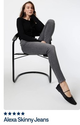 Brand New Mavi mid rise jeans Style Alexia and color Dark Smoke. Size W 25 L 34.