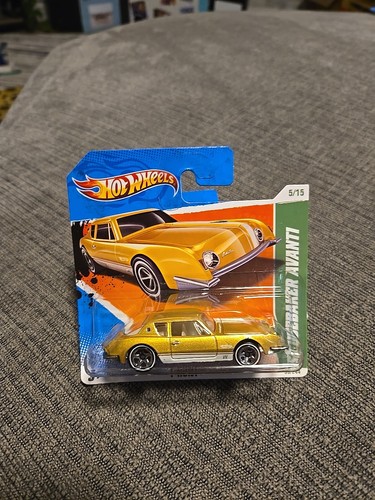 Hot Wheels 2011 Treasure Hunt #5, Studebaker Avanti Short Cards VHTF - Picture 1 of 5