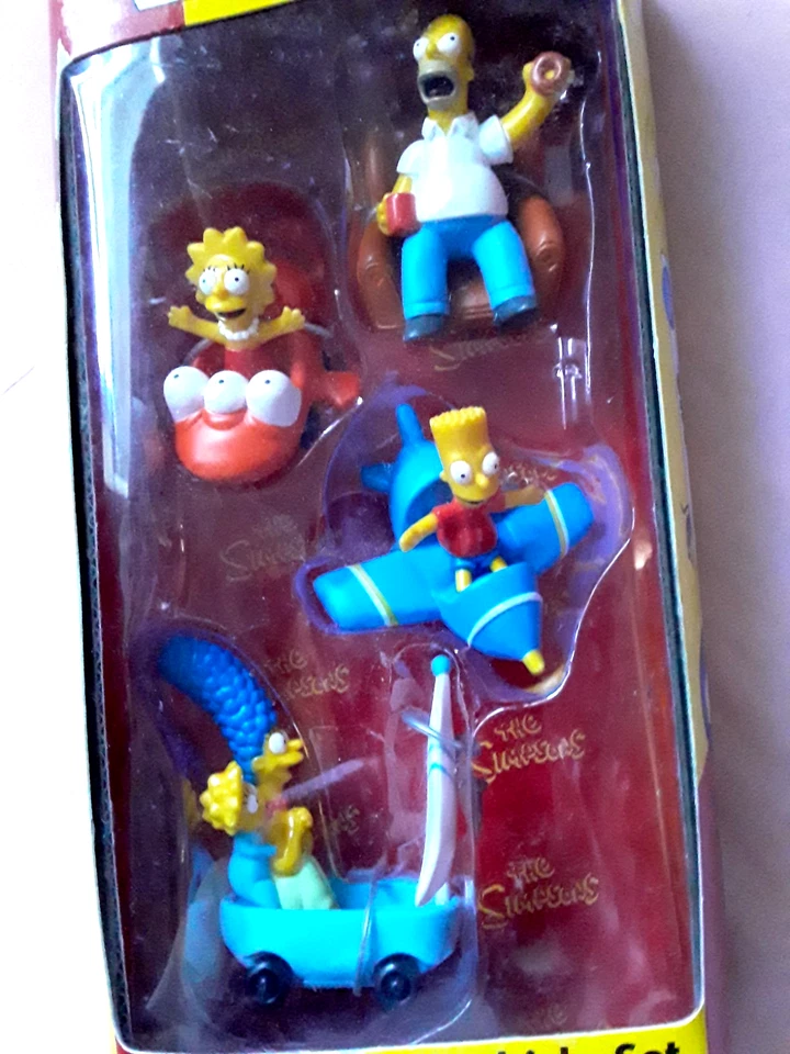 Los Simpson KRUSTY WORLD VEHÍCULO 4 CAJA SET, Homero, Lisa, Bart, Marge, Maggie Foto 2 de 3