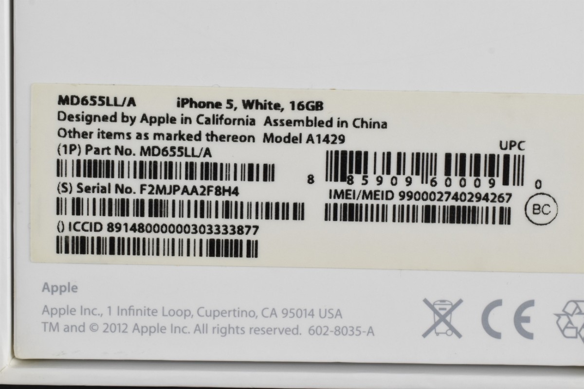 iPhone 5 White 16GB A1429 Part Number MD655LL/A Bundle AT&T