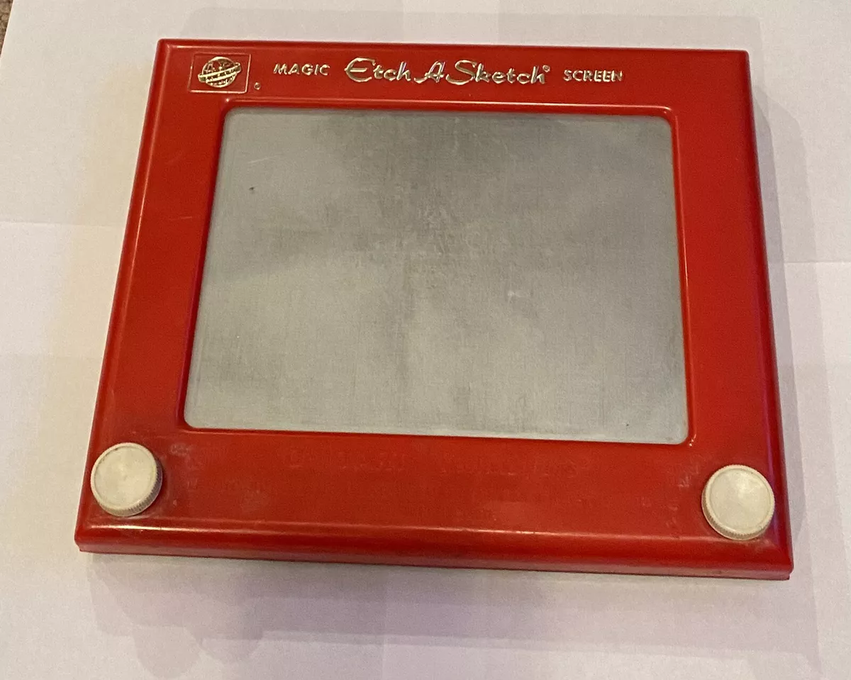 Etch A Sketch Drawing Toy