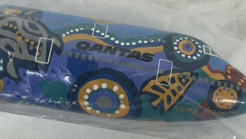Qantas 747-300 Longreach Airplane Nalanji Dreaming Model New With Box - Picture 8 of 24