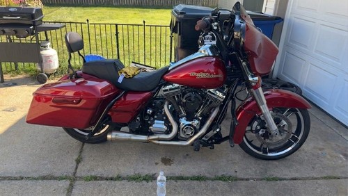 Harley Touring Exhaust Road Glide  - Picture 16 of 17