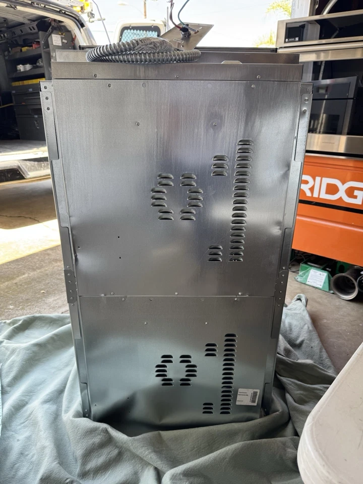 Forno e micro-ondas Thermador - Imagem 3 de 4