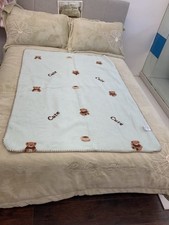 Cute Bear Logo Blanket For Kids For All Season