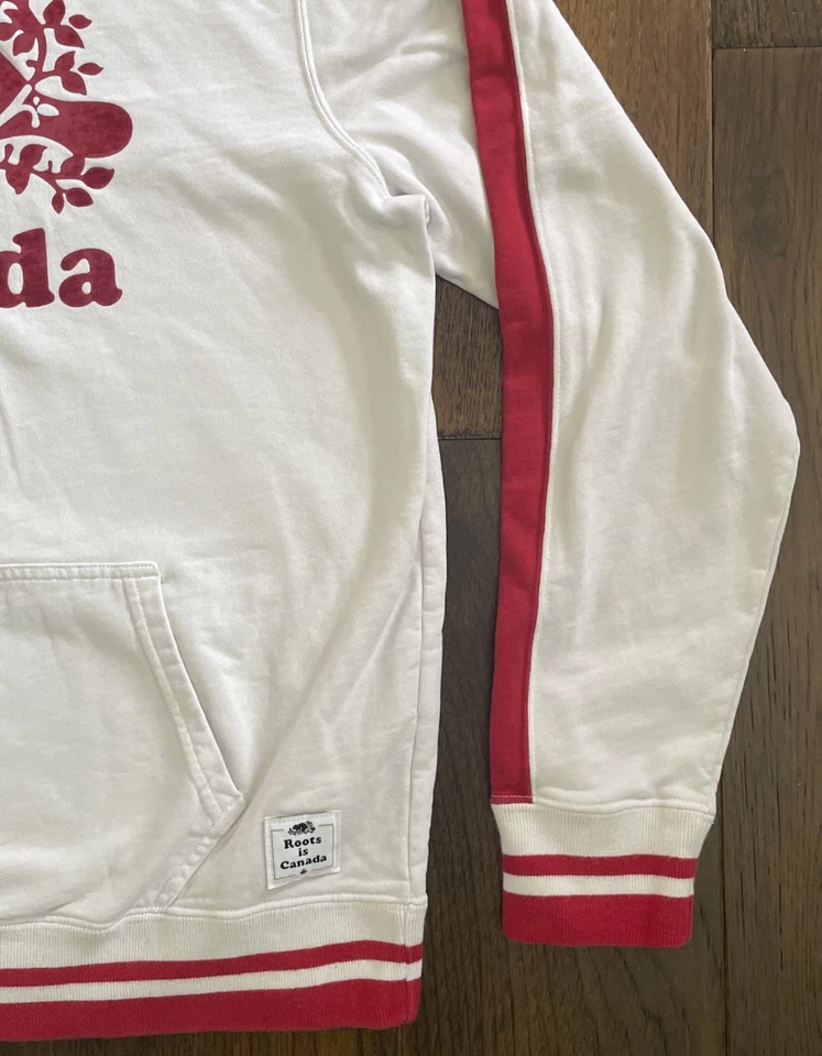 Roots Canada Pullover Hoodie Men's Size Large White Red Stripe Beaver Sweatshirt - Image 3 of 4