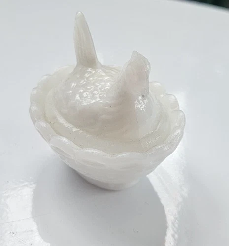 Vintage Milk Glass Hen On Nest Salt Cellar Dish