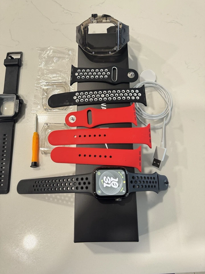 Nike I Watch Series 5 - Image 3 of 4