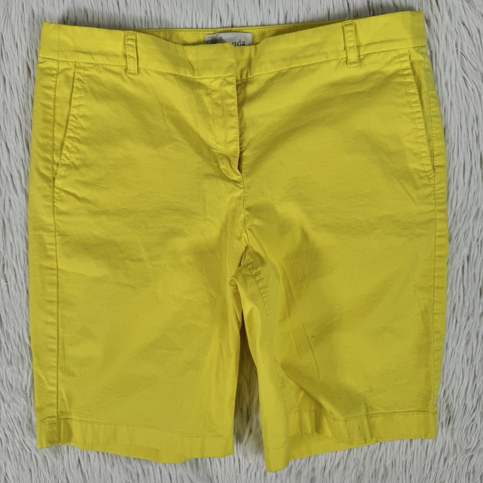 Bermudas de tiro alto J.Crew amarillas brillantes frente plano para mujer talla 6 Foto 3 de 4