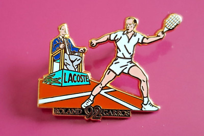 PIN'S SPILLA SPORT TENNIS COUPE IFT INTERNATIONAL FEDERATION ARTHUS
