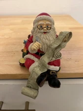 VINTAGE 6"  Santa Resin Stocking Holder- #72062- RARE COLLECTION.