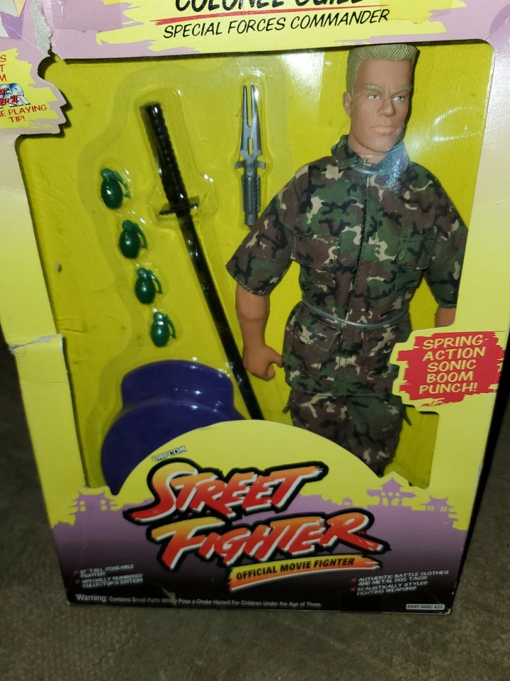 Figura de acción Coronel Guile Street Fighter oficial Movie Fighter 12" nueva en caja  Foto 2 de 4