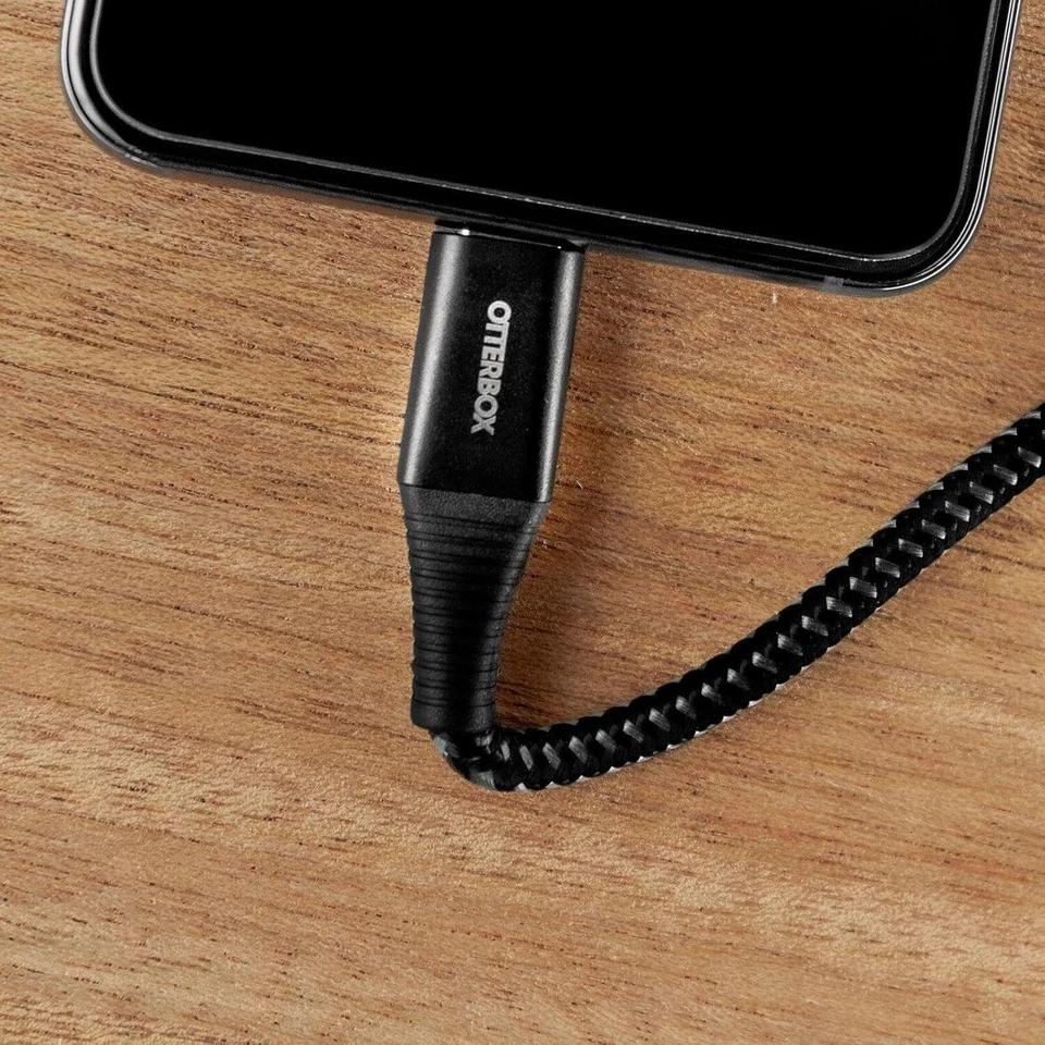 OtterBox Premium Pro Fast Charge USB-C to USB-C Car Charging Kit - Image 4 of 4