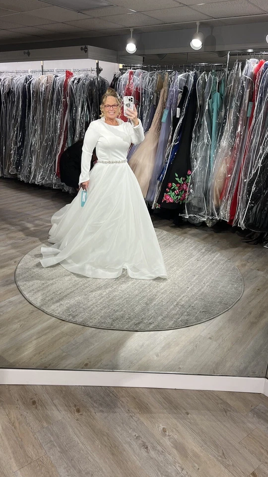 Платье Madeline Gardner. размер 10 - Изображение 4 из 4