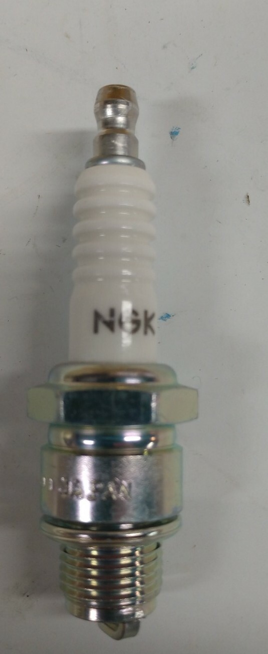 NOS NGK Standard Spark Plug B8HS-10 Lot of 15