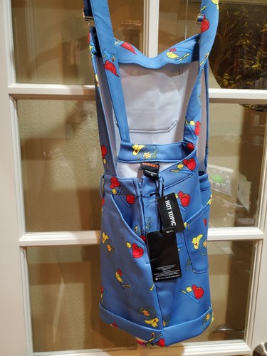 Hot Topic CHUCKY Scuba Shortall XL Good Guys Child’s Play Print 2023 17+ - Picture 3 of 8