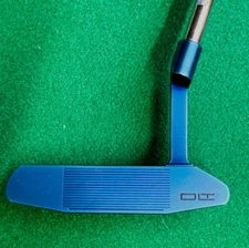 New SIK Pro "Blue" Putter, with head cover and steel staft, 34"