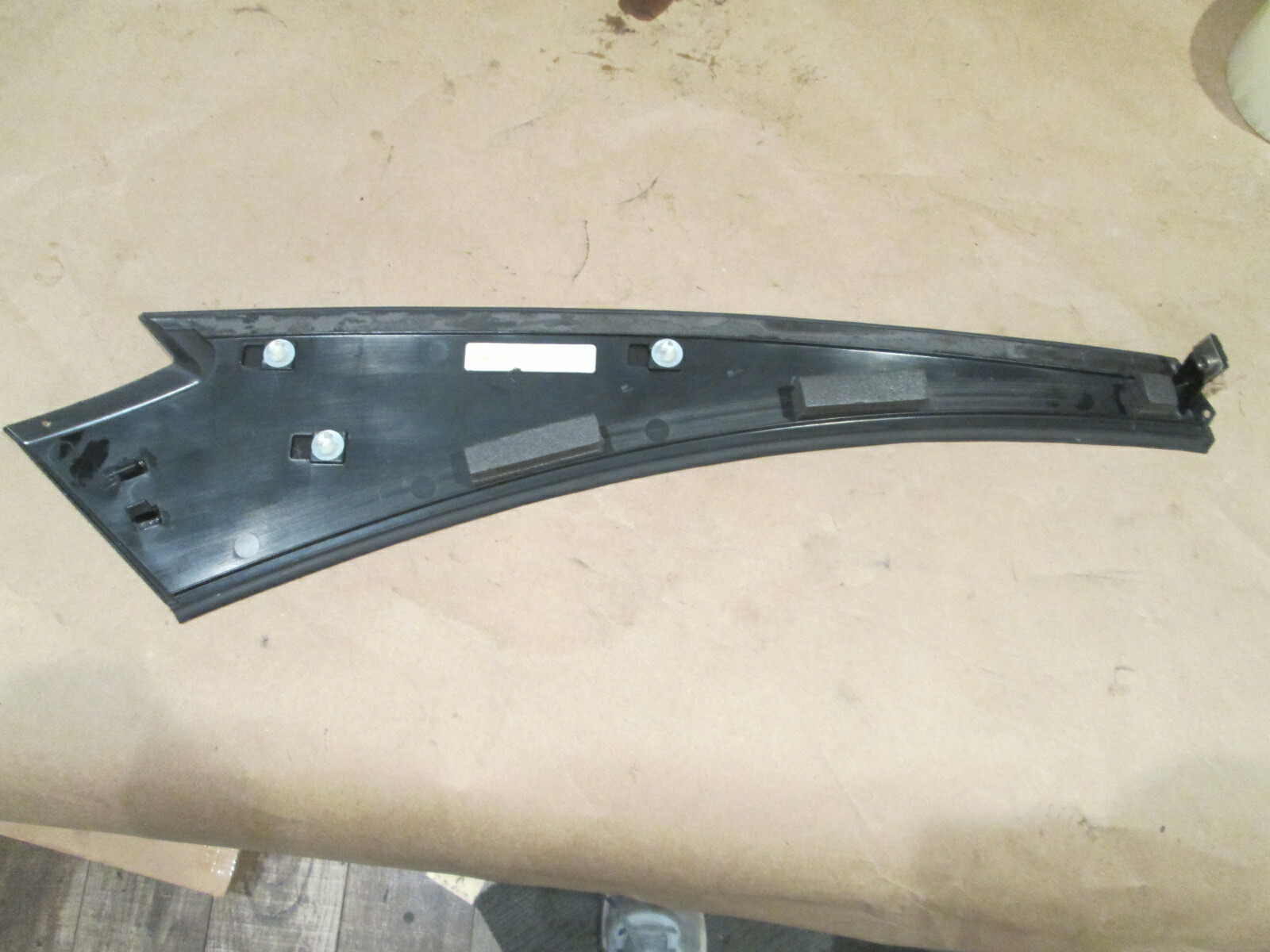McLaren 570S - RH Rear Quarter Trim Panel (Grey)